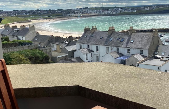 Portrush Penthouse Stunning Harbour & Atlantic Views - Photo 24