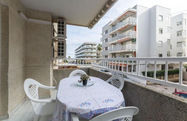 Estornell With 2 Bedrooms and 1 Bathrooms - Foto 3