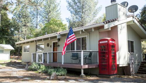 Lovely Mountain Lake Chalet by Yosemite: Equipped! - Foto 1