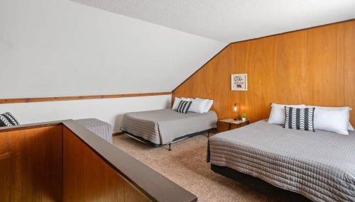 Fife Lake Lodge Multi-level Suite with Lake Views - Foto 2