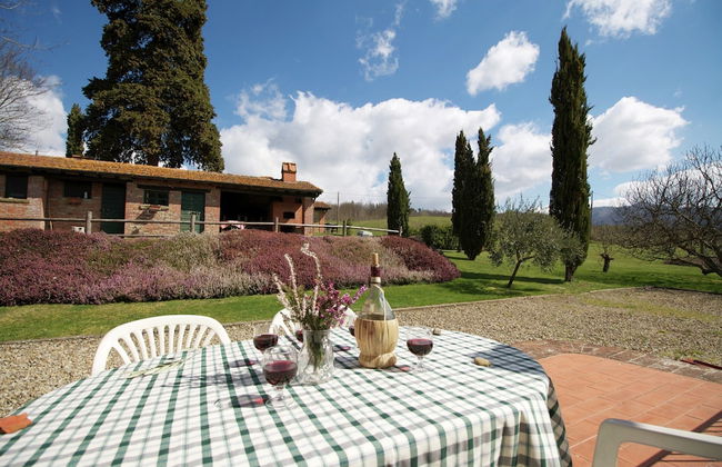 Farmhouse in Poppi With Pool & Valley Views - Foto 15