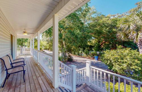 Beautiful home with modern conveniences - close to the beach, dogs welcome - Foto 45