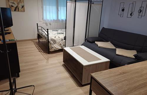 Charmant studio au rez de chaussée - Foto 1