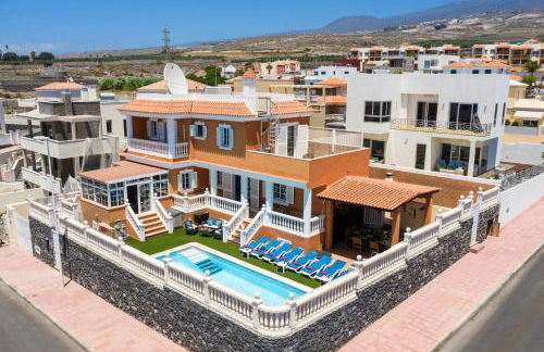 Villa Naranja with private heated pool, sea views, air conditioning, terrace, ITV and BBC channels, Wifi - Foto 19