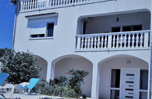 Apartments"Nika" with private pool - Foto 7