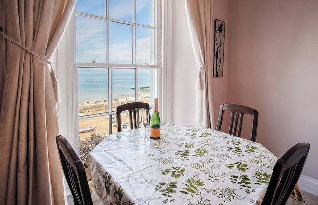 5 Belle Vue Court - 2 Bedroom Apartment - Tenby - Foto 22