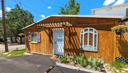 Yellowstone's Treasure Cabins - Foto 3