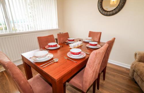 27 Pinewood Hill - Photo 9