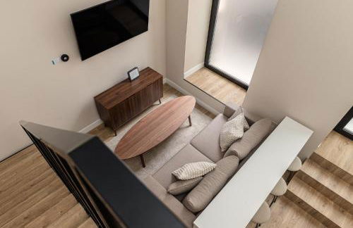 Waou Essence V Antón Martín - Foto 1