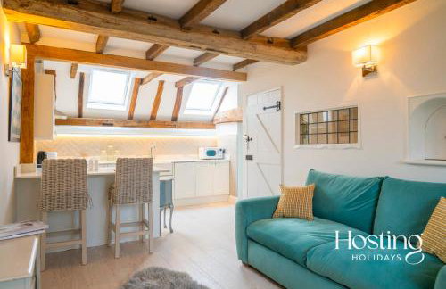 Stable Annex Bisham - Vibrant 1 Bed With Parking - Photo 13