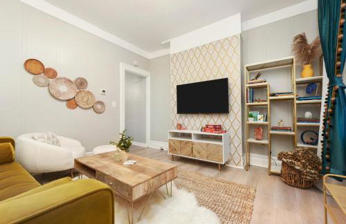 HostWise Stays - The Geneva - Easy Walk to Childrens - Foto 1