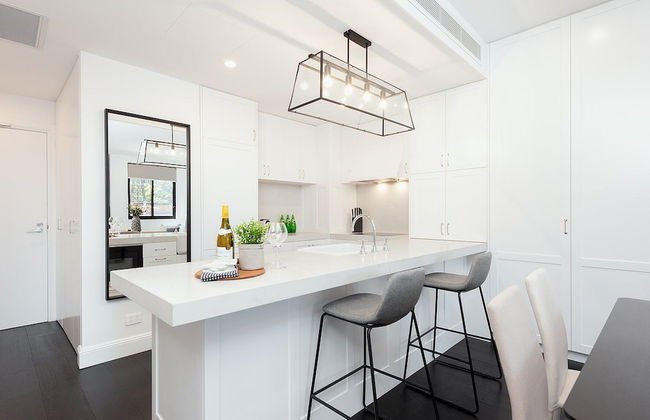 Luxury Sydney Apartment - Photo 6