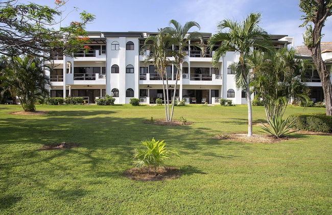 Newly Remodeled Beachfront Condo, Ground-Floor Terrace & Direct Access to Playa Flamingo - Foto 21