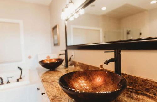 Large home on the Lake, Hot tub, Families, Groups - Foto 10