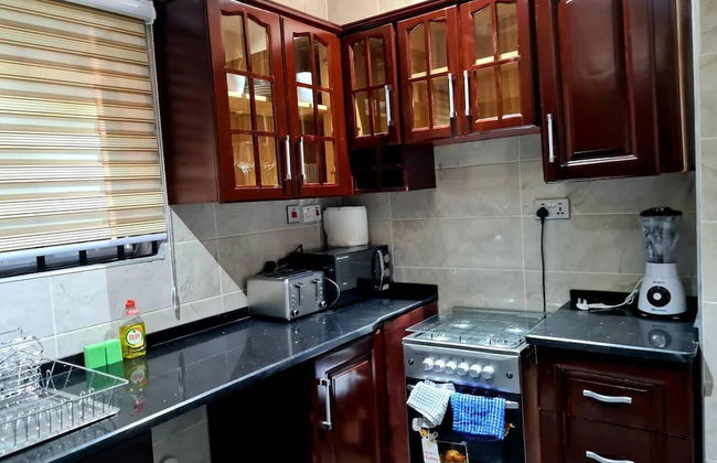 Cozy,quiet & Fantastic- Close to Highway - Parking - Foto 8