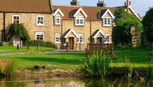 Pond View Cottage - Photo 2