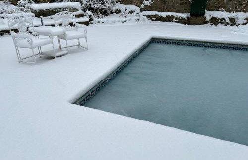 Richmond Hill Cottages, Exclusive 6 bedroom Farm House, Markington with heated pool - Photo 63