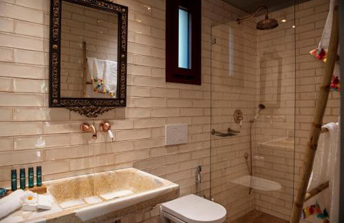 Klaritz Luxury Suites - Photo 20