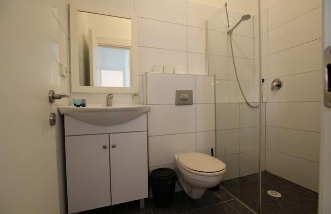 Arendalzrail Apartments Khana Szenes St. - Foto 20