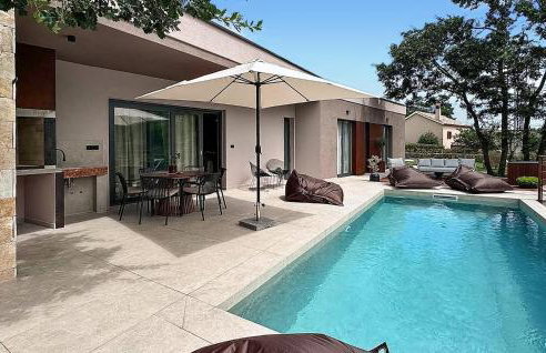 2 Bedroom Stunning Home In Labin - Foto 8