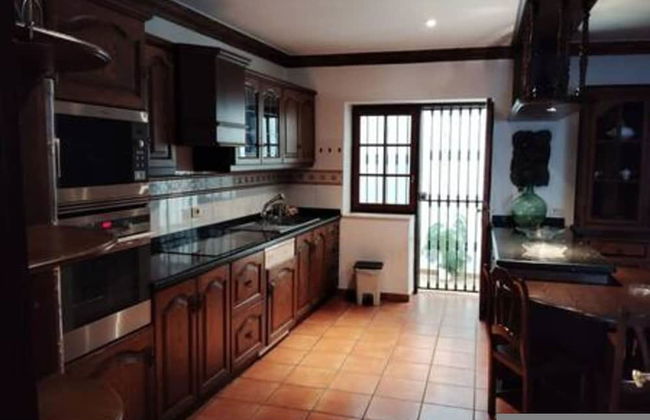 Espectacular Villa con Piscina y Vistas al Valle - Photo 6