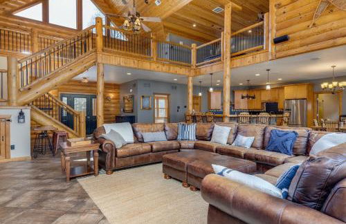 Luxurious Cabin on Castle Rock Lake! Sleeps up to 20! - Foto 5