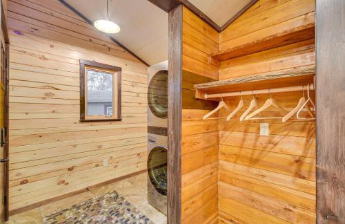 Minong Flowage Cabin with Fire Pit and Dock! - Foto 18