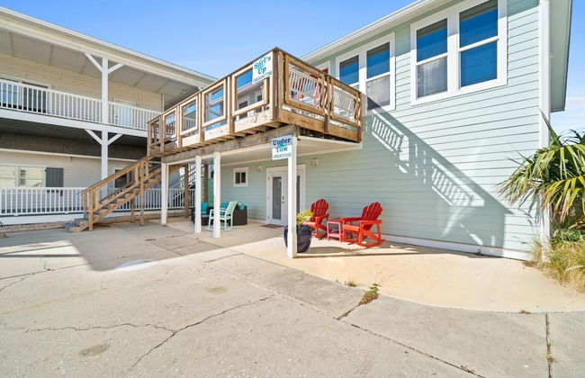 Beach House - Surfs Up Under Tow by PHG - Foto 33