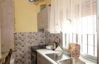 John and Tania's Garden - Photo 25