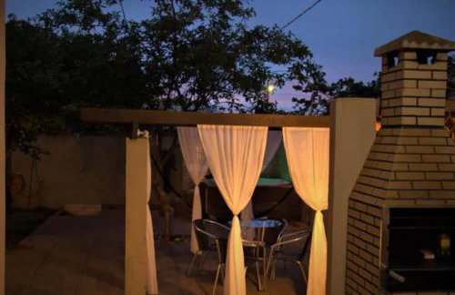 CASA COM SPA DE HIDRO, AQUECEDOR E CROMOTERAPIA A 1,0 kM DO CENTRO - Foto 14