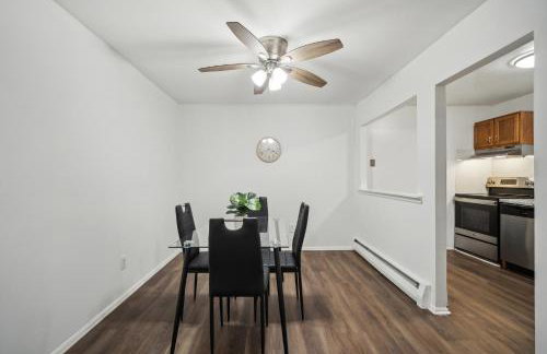 Pine Brook 104 I Pool Gym I Free Parking ! - Foto 2