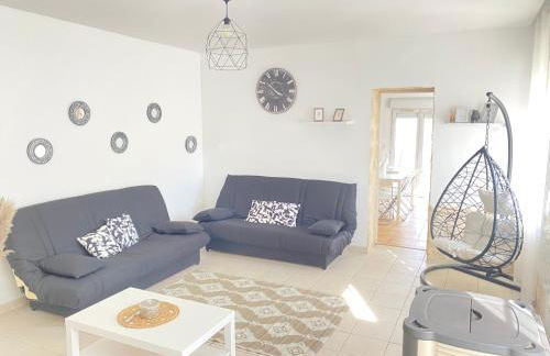 Maison Individuelle Tout Confort Terrasse Extérieur Proche Parc Asterix, Aéroport Roissy CDG, Paris, Disney, Château de Chantilly - Foto 1