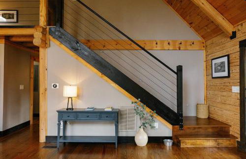 Arch Fun Cabin - Modern Cabin with Hot Tub, Games & Views - Foto 22