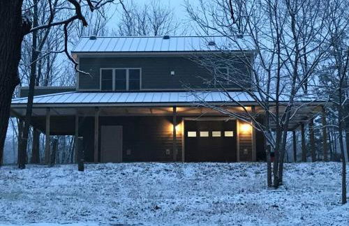 Modern, bright & calm 1 BR / 1 bath farm retreat - Photo 17