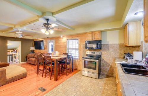 Cabin Close to ATV and Hiking Trails in Delbarton - Photo 6