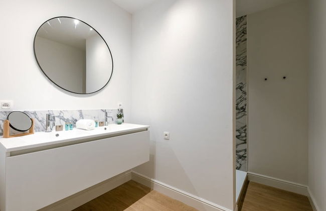 Modern Apartment Located at Historical Main Square - Photo 31