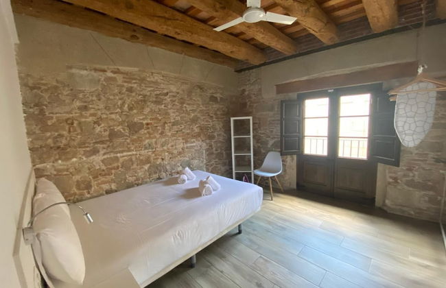 Classic Palau Apartments - Photo 9