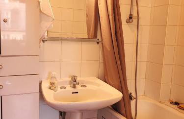 Studio COSY et SPACIEUX AVEC EMPLACEMENT IDEAL - Foto 11