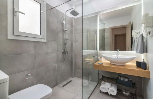 Maridenia Villa - Family Escape with Private Pool, by ZanteWize - Foto 22