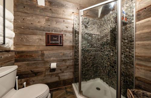HB Hideaway Boho Treehouse Vibes in the Pines - Foto 35