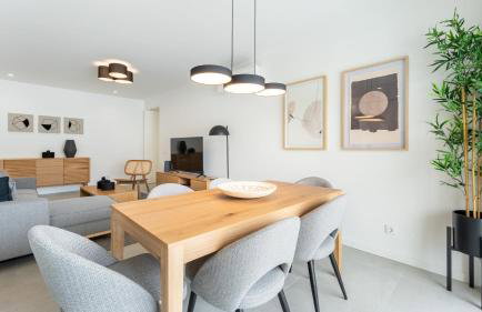 Modern 2BR w Rooftop Pool & Parking by LovelyStay - Foto 34