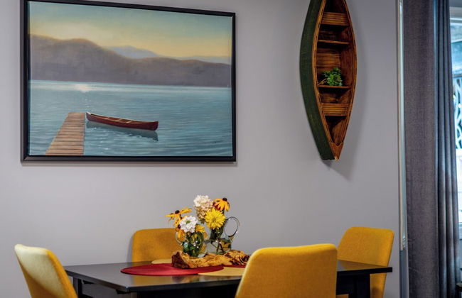 Rayleigh River Retreat - Garden Oasis - Photo 32