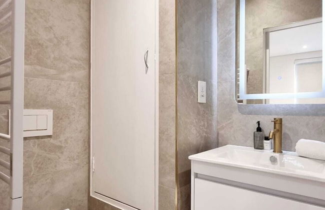 The Island Club by Smart City Stays - Photo 49