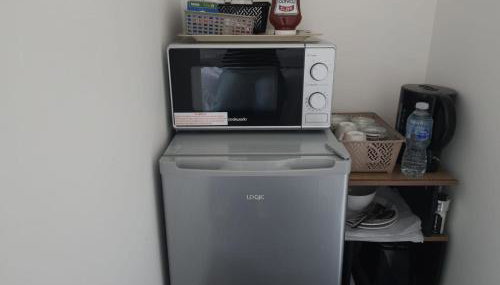 Private Room Sleeps 2 with Ensuite & Parking - Foto 3