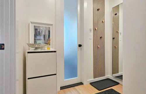 Bright Modern 2-bedroom apartment - Prime Astorioa - near subway - Foto 6