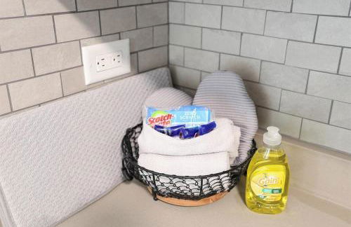 New & Renovated MCM Duplex 3 mi to DT Durham - Foto 16