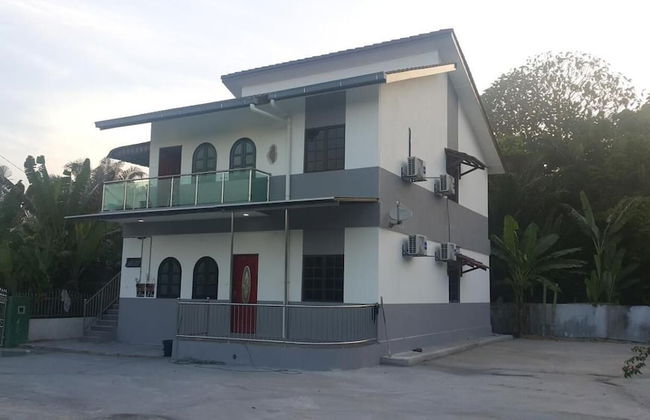 Mri Homestay Sg Buloh - 3 Br House Ground Floor With Centralised Private Pool - Foto 1