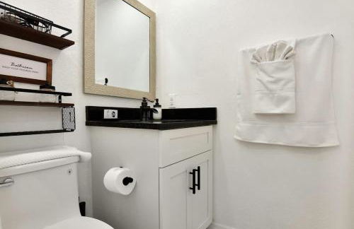 Modern King Suite #10 Steps to Daytona Beach - Foto 10