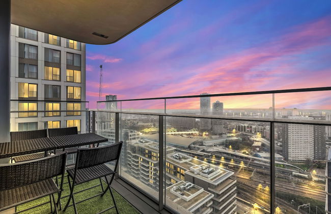 Elegant 2 Bed Apartment Within Many Attractions - Foto 31