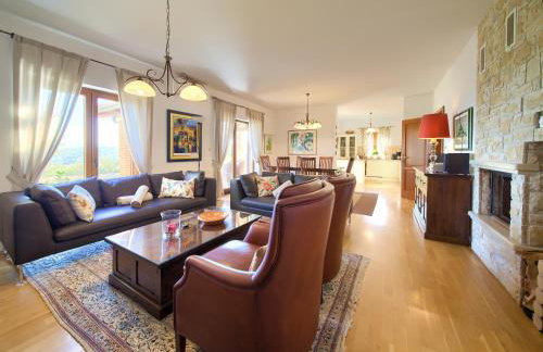 Villa Maria - Photo 17